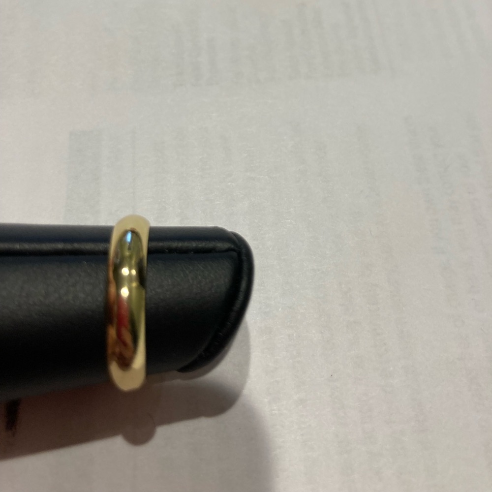 NWOT BAND RING GOLD TONE - Picture 4 of 7